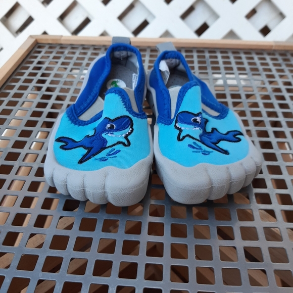 shark water shoes